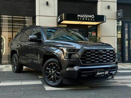 Toyota Sequoia III