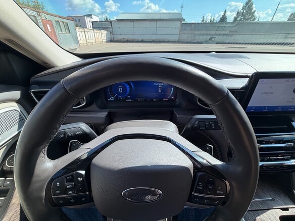 2021 Ford Explorer VI, белый - вид 14