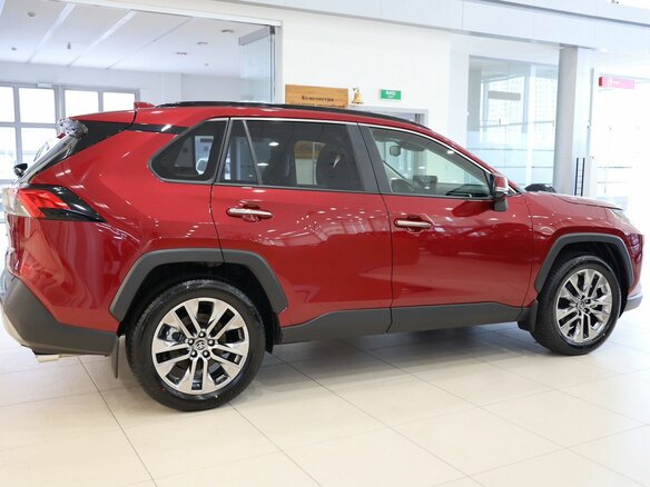 2025 Toyota RAV4 V (XA50), красный, 6150000 рублей - вид 2
