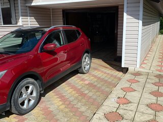 2014 Nissan Qashqai II, красный, 1500000 рублей, вид 2