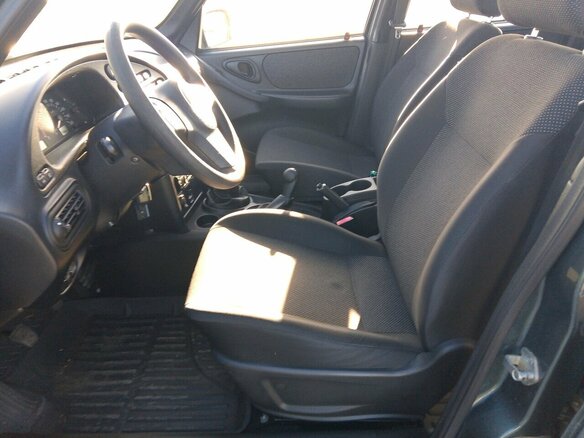 2015 Chevrolet Niva I Рестайлинг, зелёный, 750000 рублей - вид 5