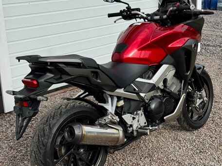 2015 Honda VFR 800X (Crossrunner), красный, 680000 рублей, вид 4