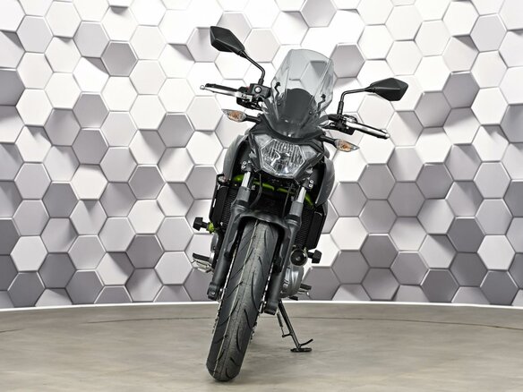 2017 Kawasaki Z 650, чёрный, 727000 рублей - вид 4