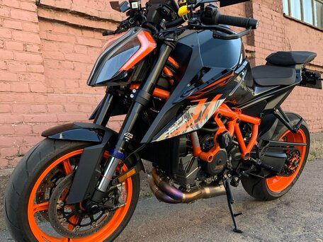 2022 KTM 1290 Super Duke R Evo, чёрный, 1528970 рублей, вид 1