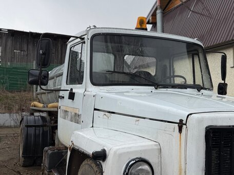 2011 ГАЗ 3308, 800000 рублей, вид 2