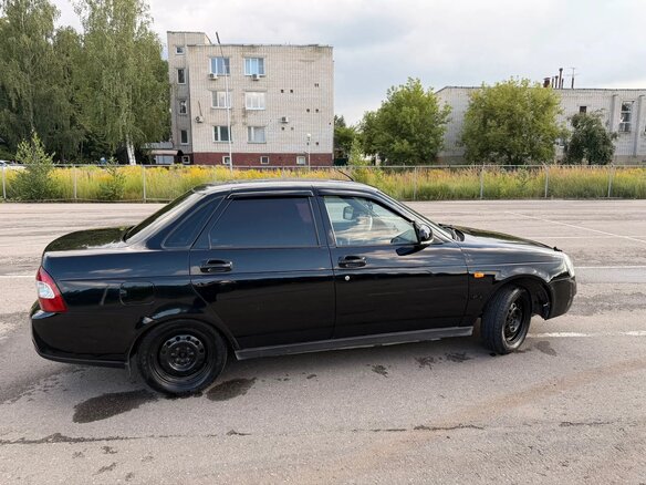 2010 Lada (ВАЗ) Priora I, чёрный, 330000 рублей - вид 3