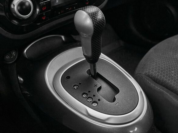 2013 Nissan Juke I, белый - вид 17