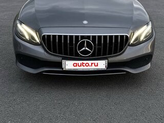 2017 Mercedes-Benz E-Класс 200 V (W213, S213, C238), серый, 2900000 рублей, вид 2