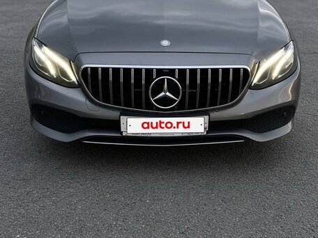 2017 Mercedes-Benz E-Класс 200 V (W213, S213, C238), серый, 2900000 рублей, вид 2