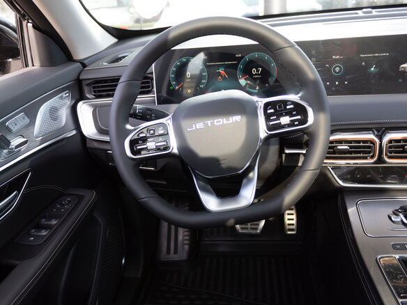 2026 Jetour X70+ I Рестайлинг, чёрный, 3099000 рублей - вид 10