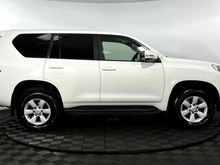 2016 Toyota Land Cruiser Prado 150 Series Рестайлинг 1, белый, 3200000 рублей, вид 5