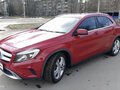 2014 Mercedes-Benz GLA 180 I (X156), красный, 1300000 рублей - вид 2