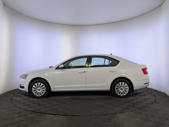 2020 Skoda Octavia III (A7) Рестайлинг, белый - вид 7