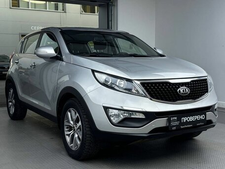 2015 Kia Sportage III Рестайлинг, серебристый, 1629000 рублей, вид 3
