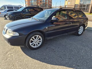 1999 Audi A4 I (B5), синий, 400000 рублей, вид 4
