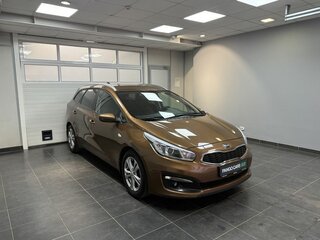 2017 Kia Ceed II Рестайлинг, коричневый, 1415000 рублей, вид 3