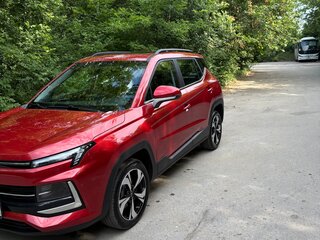 2025 Москвич 3, красный, 1380000 рублей, вид 1
