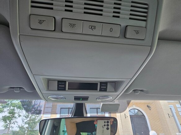 2017 Volkswagen Multivan T6, жёлтый, 3990000 рублей - вид 9