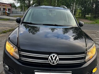 2012 Volkswagen Tiguan I Рестайлинг, чёрный, 1250000 рублей, вид 1