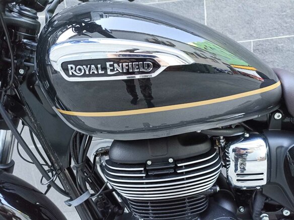 2026 Royal Enfield Meteor, чёрный - вид 12