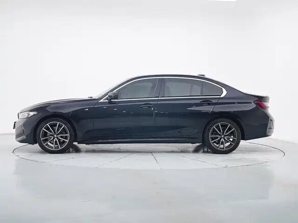 2023 BMW 3 серии Long 320Li VII (G2x) Рестайлинг, чёрный, 2714000 рублей - вид 2
