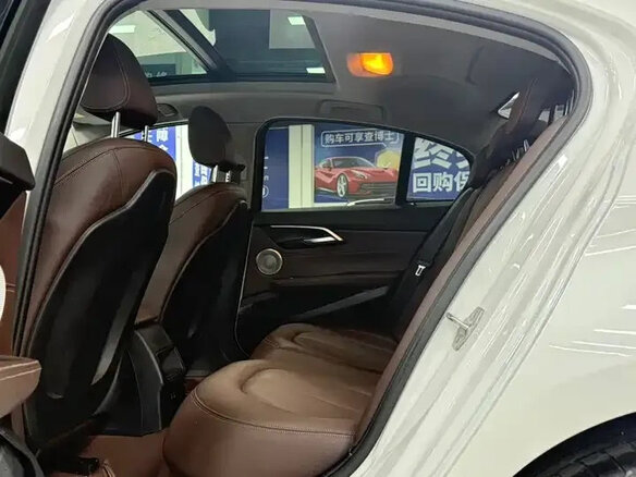 2022 BMW 1 серии 120i III (F52) Рестайлинг, белый, 1650000 рублей - вид 6