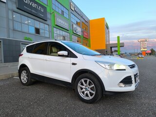 2014 Ford Kuga II, белый, 1220000 рублей, вид 2