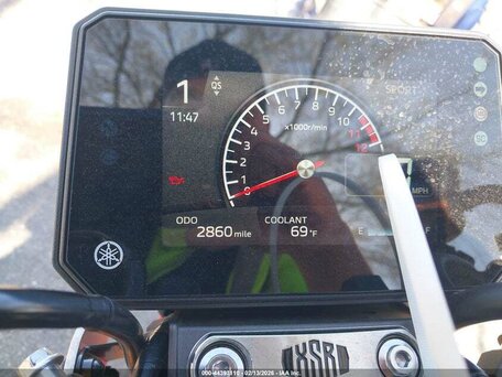 2025 Yamaha XSR900, чёрный, 1055354 рублей, вид 2