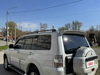 2013 Mitsubishi Pajero IV Рестайлинг 1, белый, 2380000 рублей, вид 5