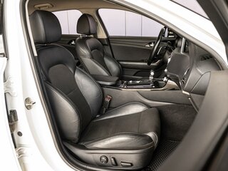 2018 Kia Stinger I, белый, 2415000 рублей, вид 3