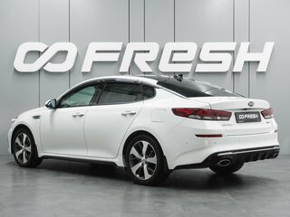 2018 Kia Optima IV Рестайлинг, белый, 2099000 рублей, вид 2