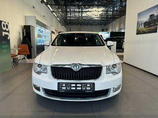 2011 Skoda Superb DSG II, белый, 830000 рублей, вид 2