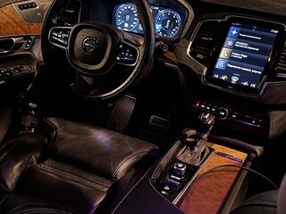 2018 Volvo XC90 II, чёрный, 4599999 рублей, вид 2