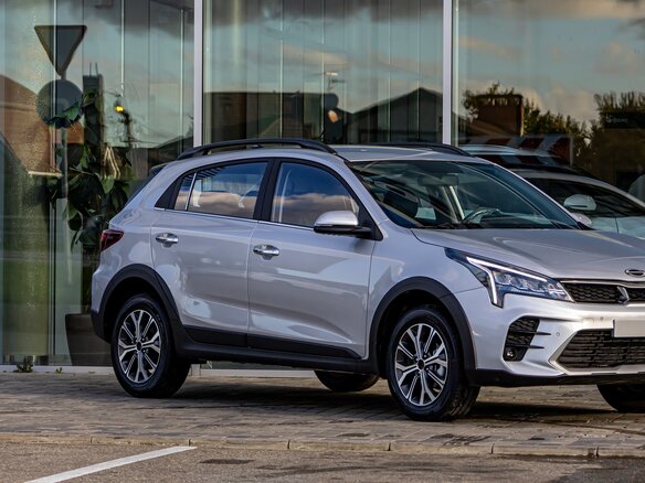 2025 Solaris KRX, серебристый, 3079500 рублей - вид 6