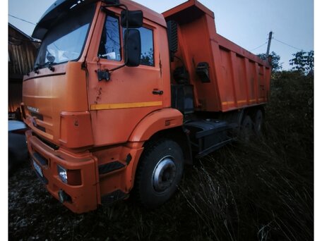 2012 КамАЗ 6520, красный, 1600000 рублей, вид 2