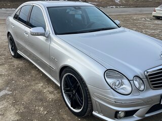 2005 Mercedes-Benz E-Класс 200 III (W211, S211), серебристый, 1700000 рублей, вид 3