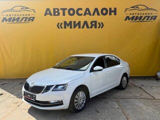 2020 Skoda Octavia III (A7) Рестайлинг, белый, 1980000 рублей, вид 1