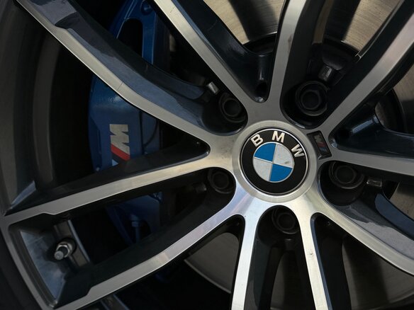 2022 BMW 5 серии 520i VII (G30/G31/G38) Рестайлинг, чёрный, 5200000 рублей - вид 6