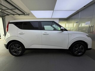 2021 Kia Soul III, белый, 1870000 рублей, вид 4