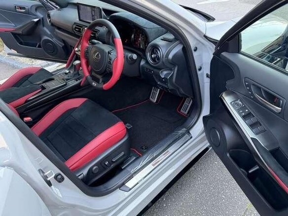 2025 Lexus IS 500 III Рестайлинг 2, белый, 15000000 рублей - вид 6