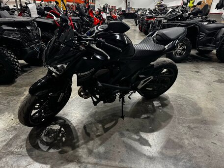 2015 Kawasaki Z 800, чёрный, 450000 рублей, вид 1
