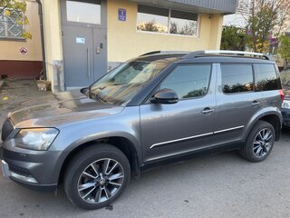 2017 Skoda Yeti I Рестайлинг, серый, 1720000 рублей, вид 3