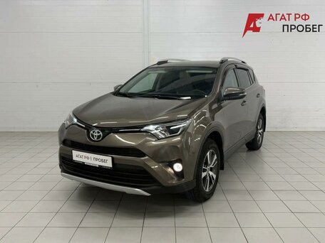 Toyota RAV4 IV (XA40) Рестайлинг
