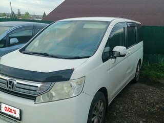 2011 Honda Stepwgn IV, белый, 1340000 рублей, вид 1