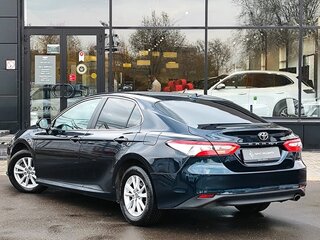 2019 Toyota Camry VIII (XV70), синий, 2279000 рублей, вид 4