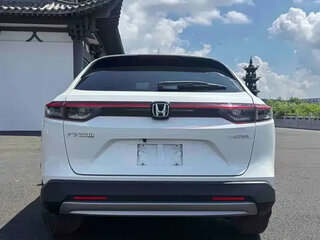 2023 Honda Vezel II, белый, 1600001 рублей, вид 3