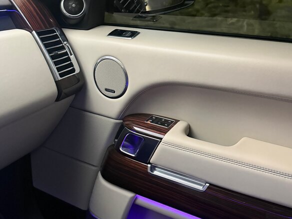 2013 Land Rover Range Rover IV, чёрный, 3930000 рублей - вид 16