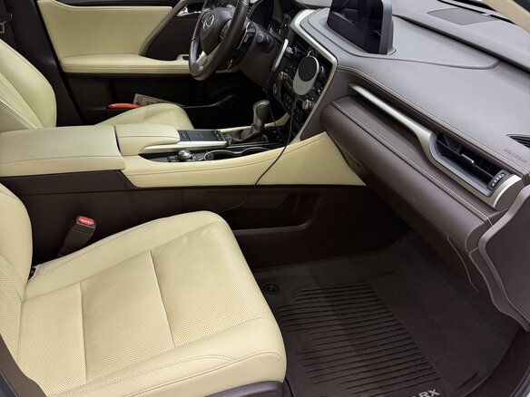 2020 Lexus RX 300 IV Рестайлинг, белый - вид 21