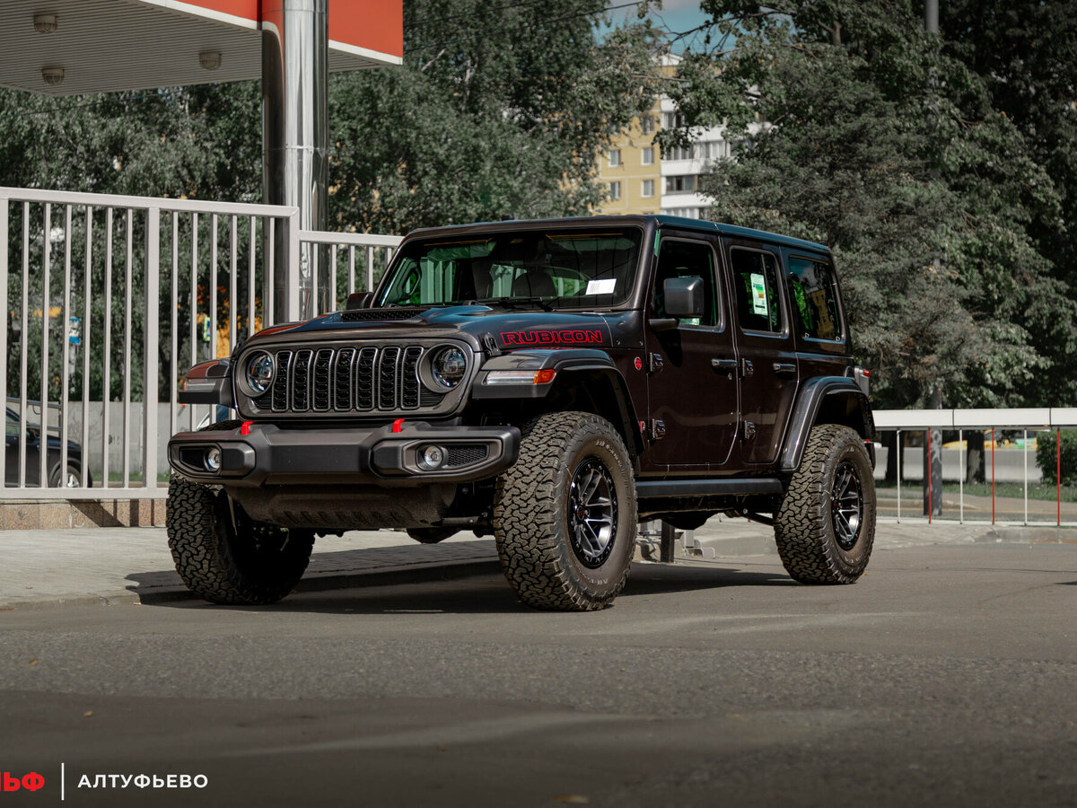 Открыть фотографии: Jeep Wrangler IV (JL) Рестайлинг