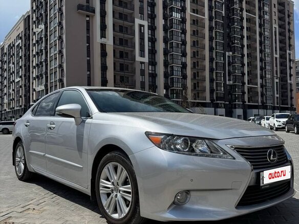 2013 Lexus ES 250 VI, серебристый, 2150000 рублей
